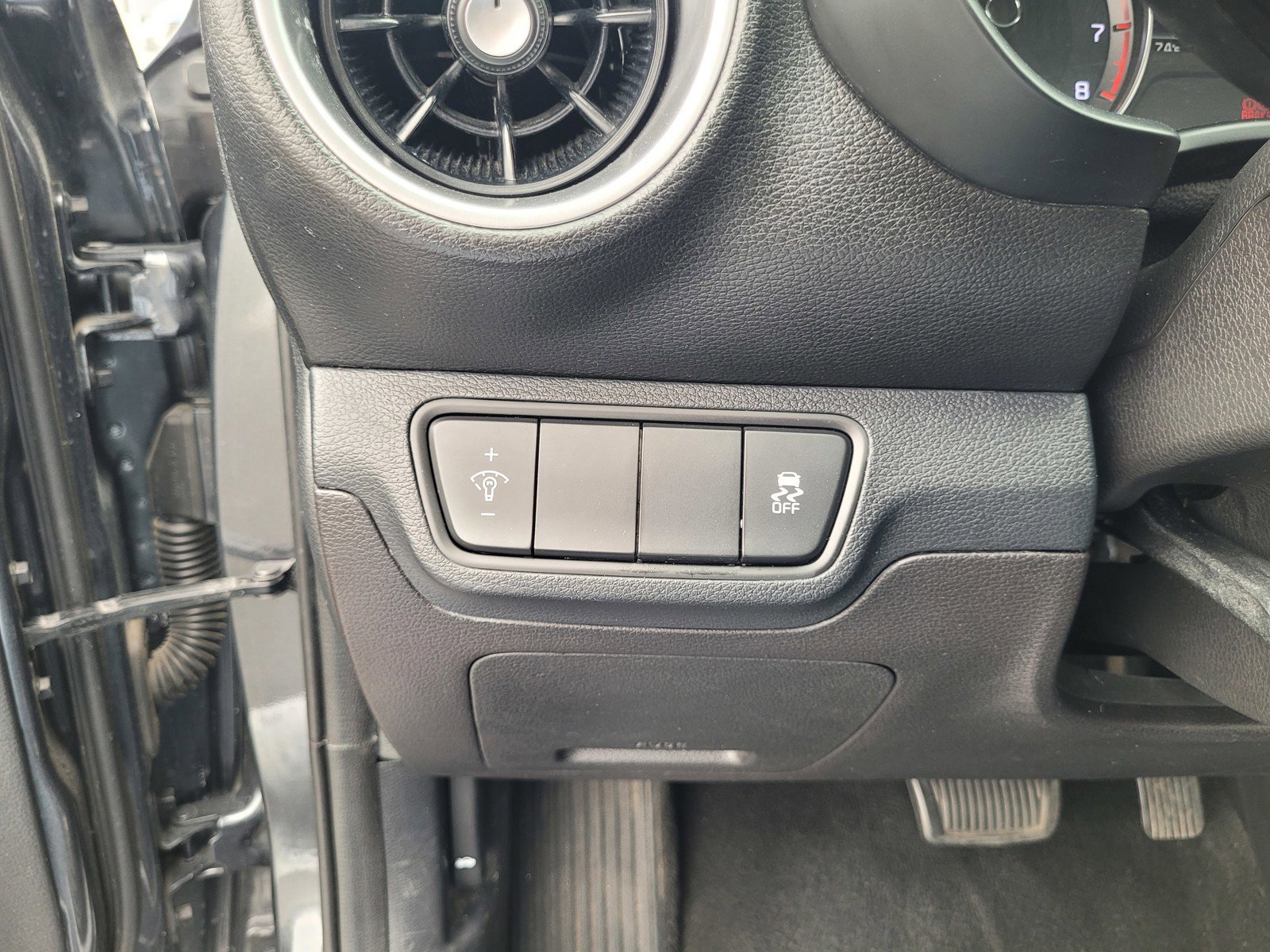 Used 2022 Gray Kia LXS image 24