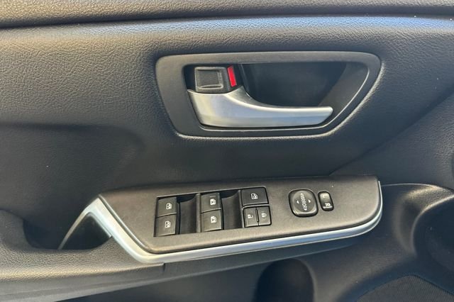 Used 2017 Blue Toyota SE image 12