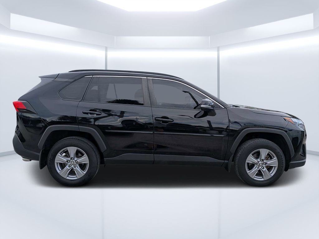 Used 2022 Black Toyota XLE image 2
