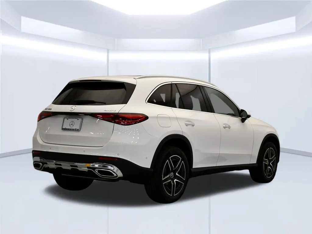 New 2026 Polar White Mercedes-Benz GLC 300 image 5