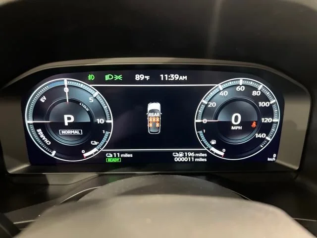 2025 Mitsubishi Outlander Plug-in Hybrid Platinum Edition - Photo 14