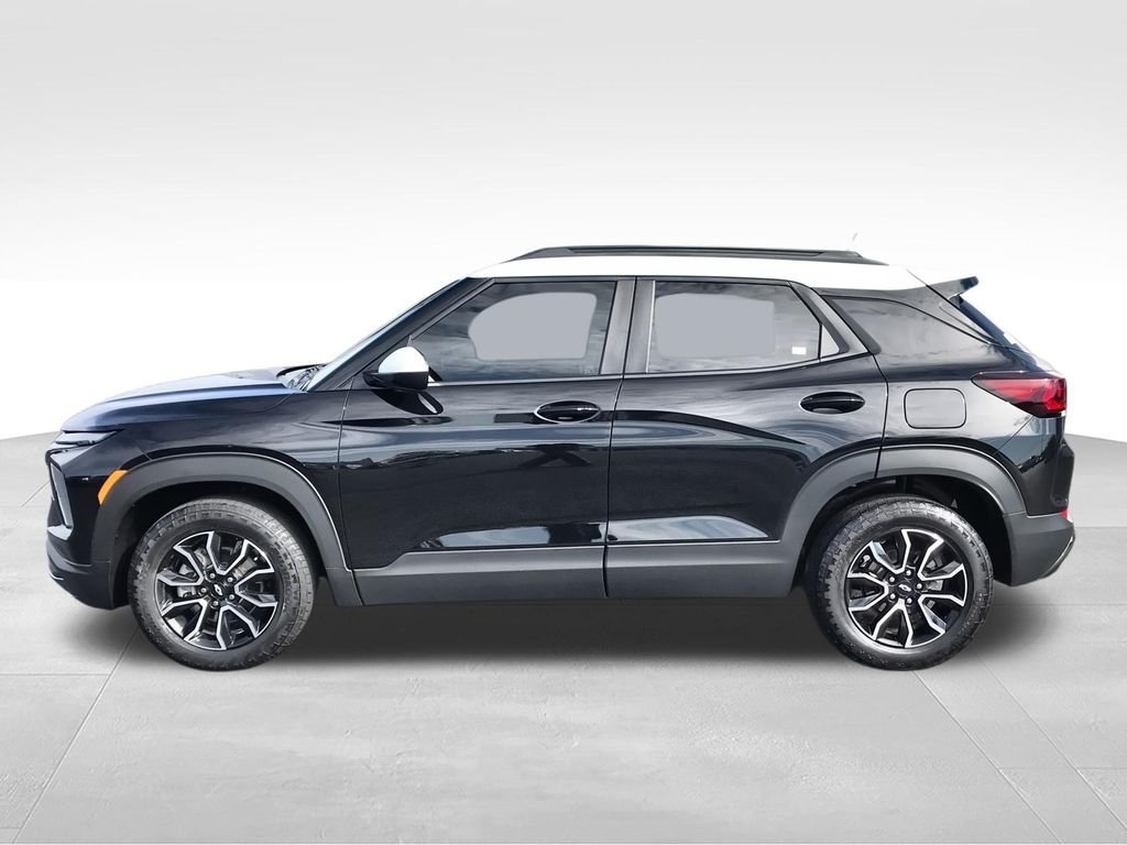 Used 2024 Black Chevrolet ACTIV image 5