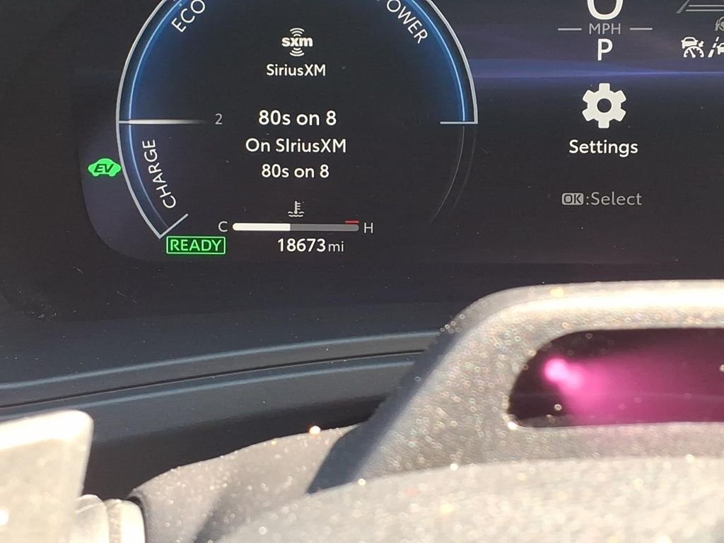 Used 2025 Storm Cloud Toyota Hybrid MAX Platinum image 25