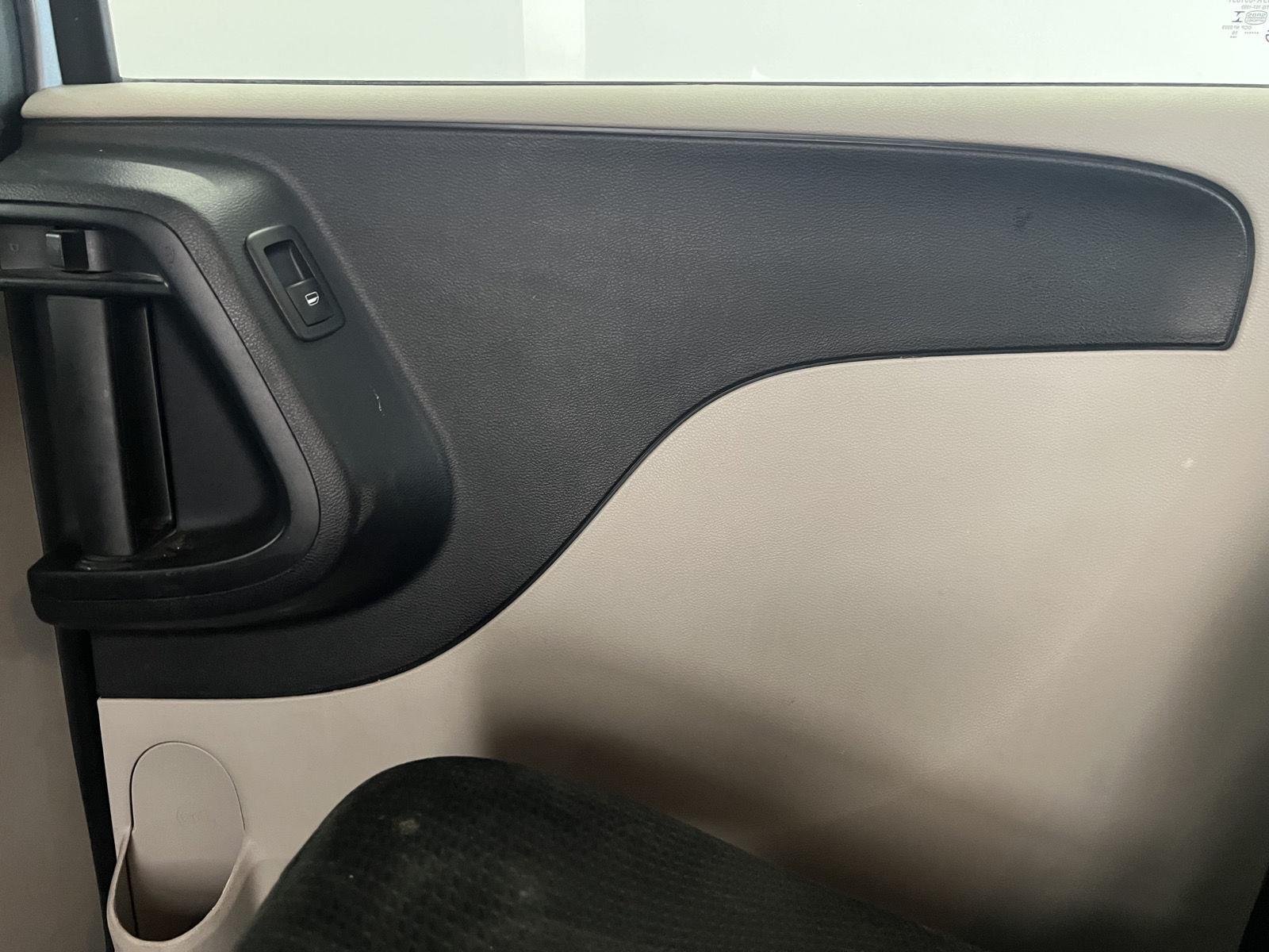 2016 Dodge Grand Caravan SXT - Photo 27