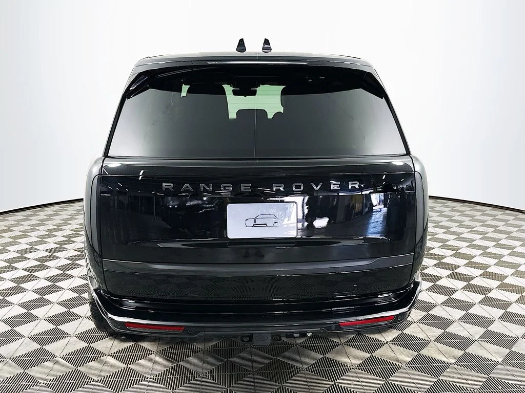 New 2026 Santorini Black Land Rover SE image 6