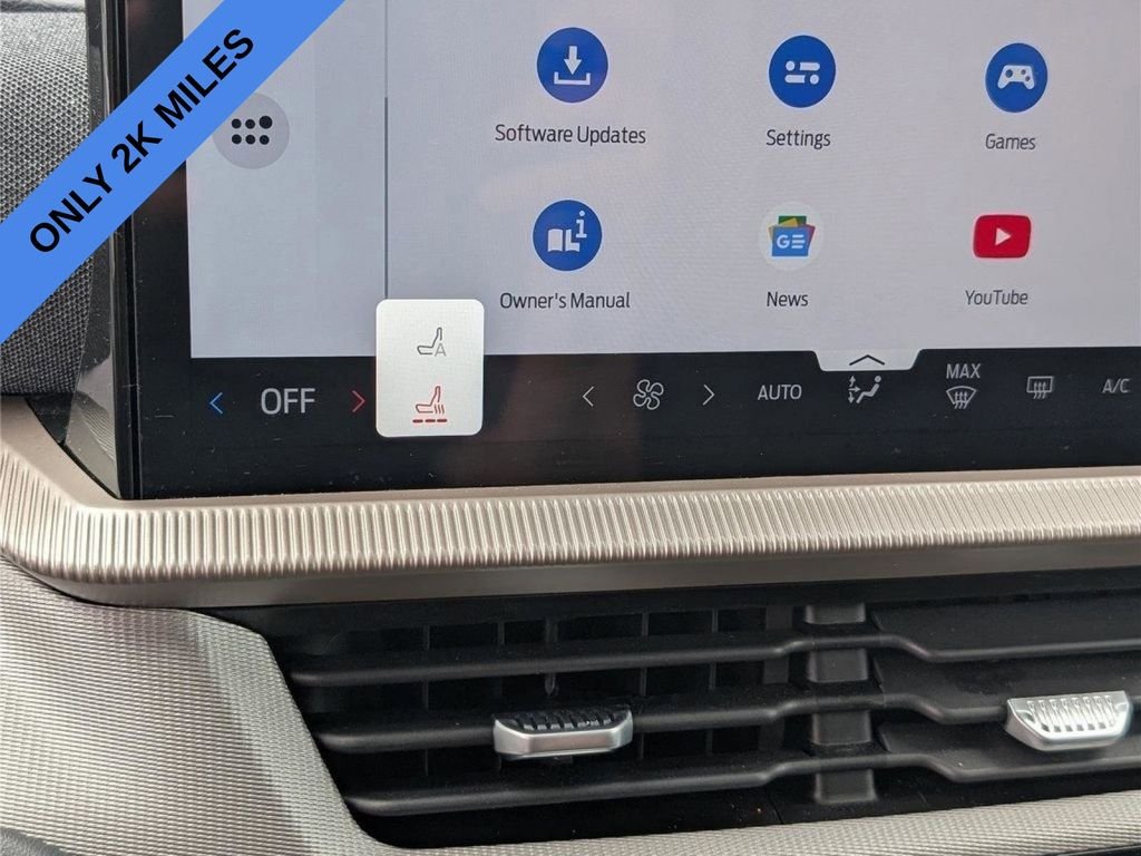Used 2026 Agate Black Metallic Ford Active image 31