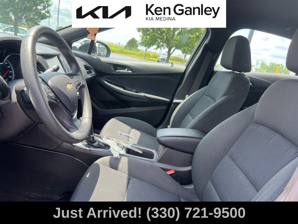 Used 2016 Black Chevrolet LT image 11