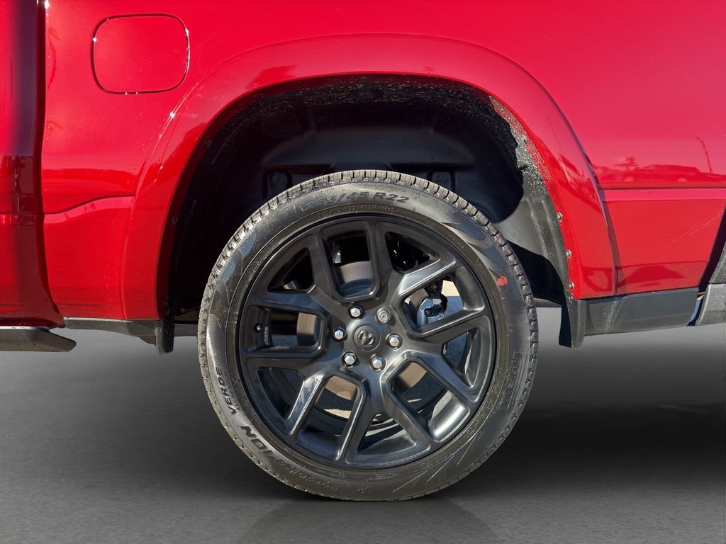 New 2026 Molten Red Pearl-Coat Exterior Paint RAM Limited image 23