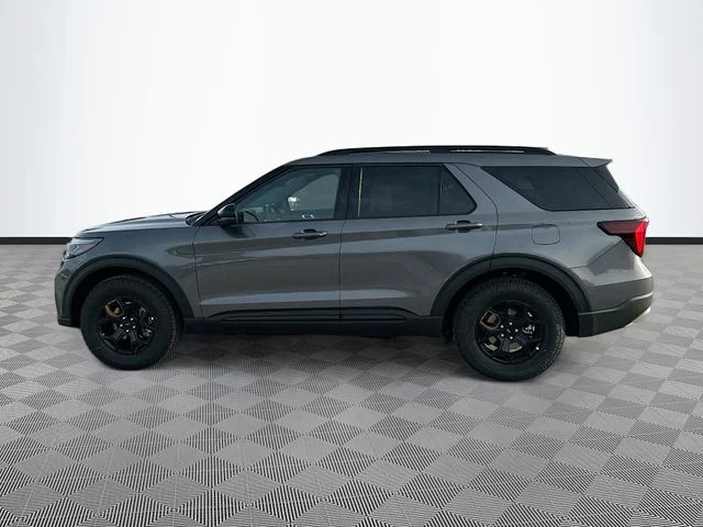 New 2026 Gray Metallic Ford Tremor image 3