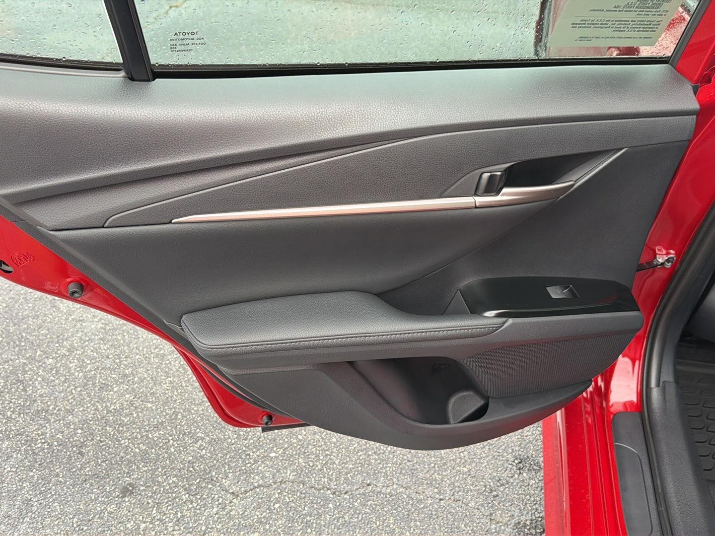 New 2026 Supersonic Red with Midnight Black Metallic roof Toyota XSE image 17