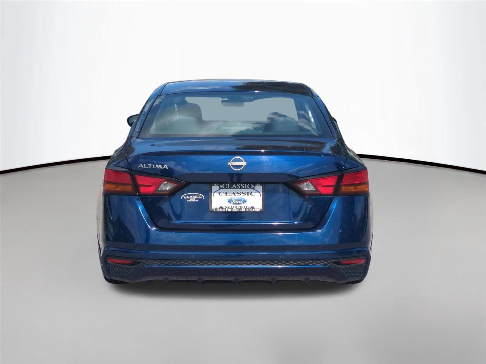 Used 2024 Deep Blue Pearl Nissan 2.5 S image 4
