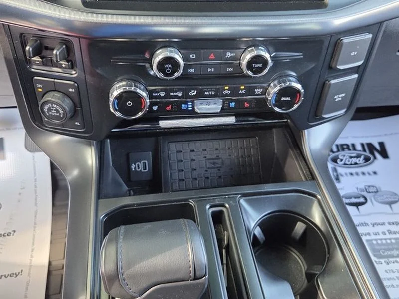 Used 2025 Space White Metallic Ford LARIAT image 21