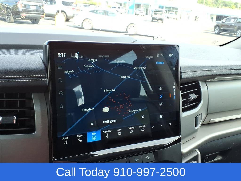 Used 2022 Red Ford XLT image 12