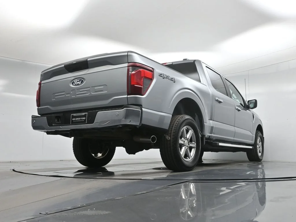 Certified Used 2025 Silver Ford XLT image 48