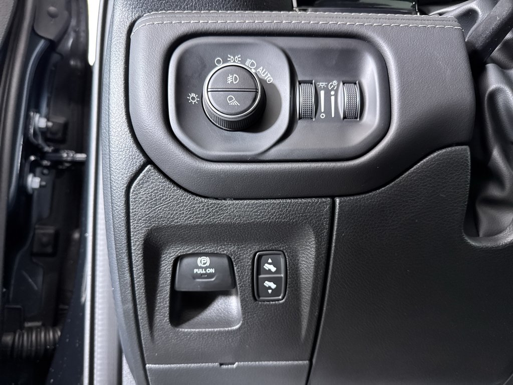 2026 RAM 1500 Limited - Photo 32