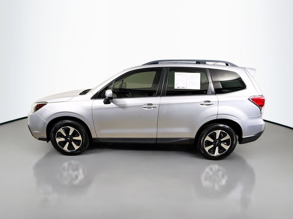 Used 2017 Ice Silver Metallic Subaru Premium image 4