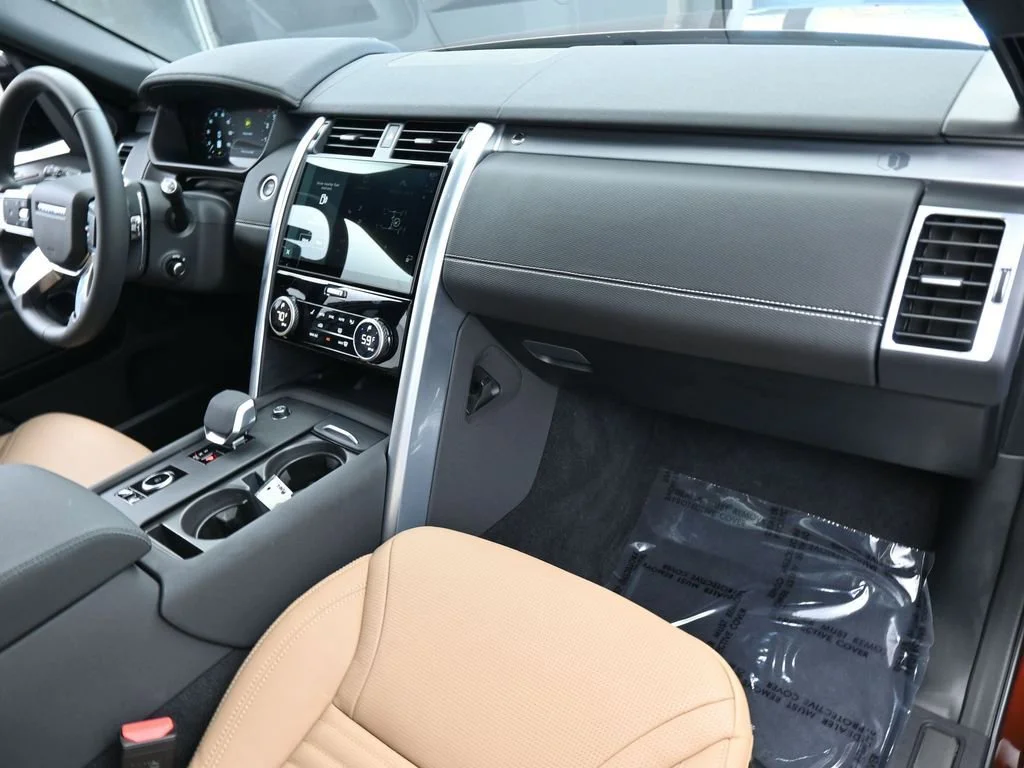 2026 Land Rover Discovery Gemini Edition - Photo 51