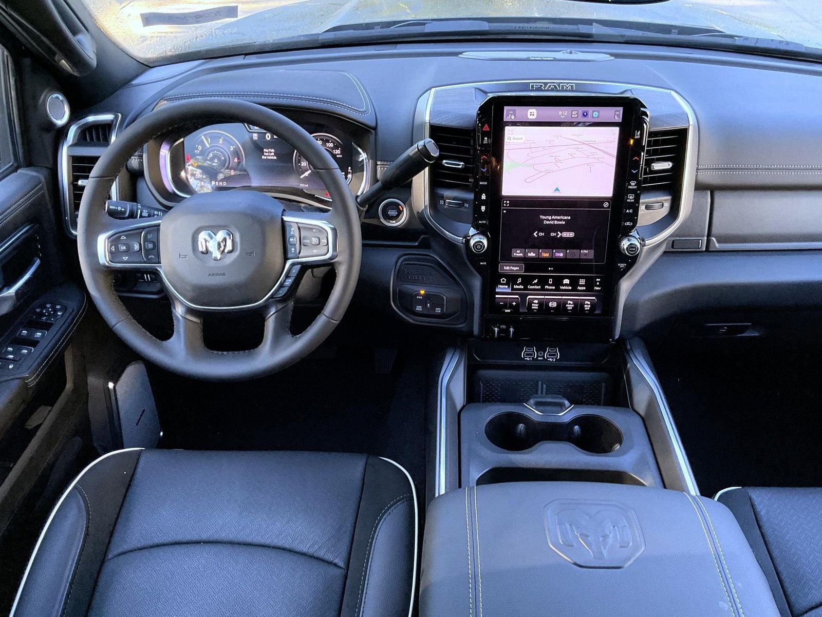 2025 RAM 2500 Laramie - Photo 12
