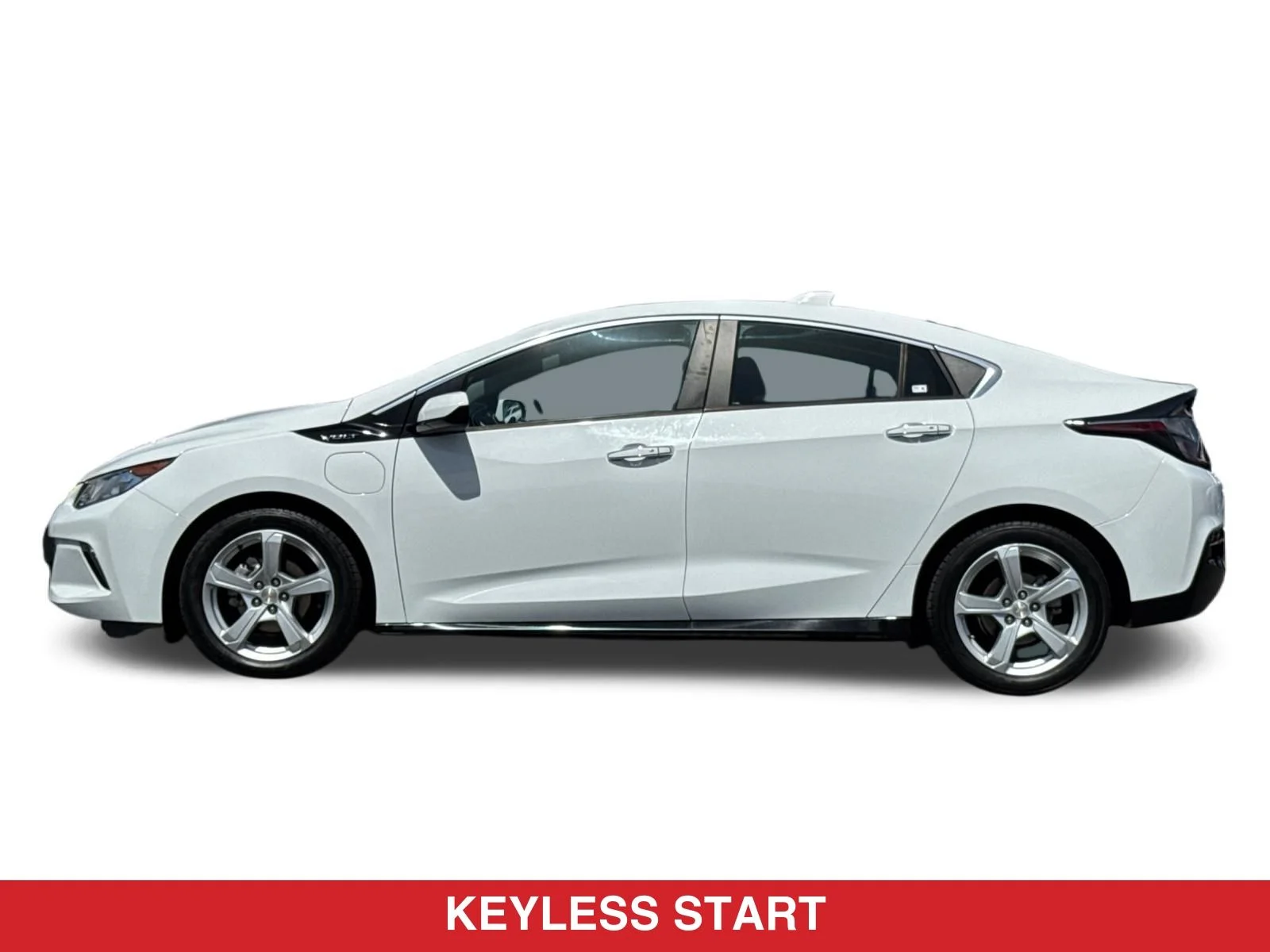 Used 2018 White Chevrolet LT image 9