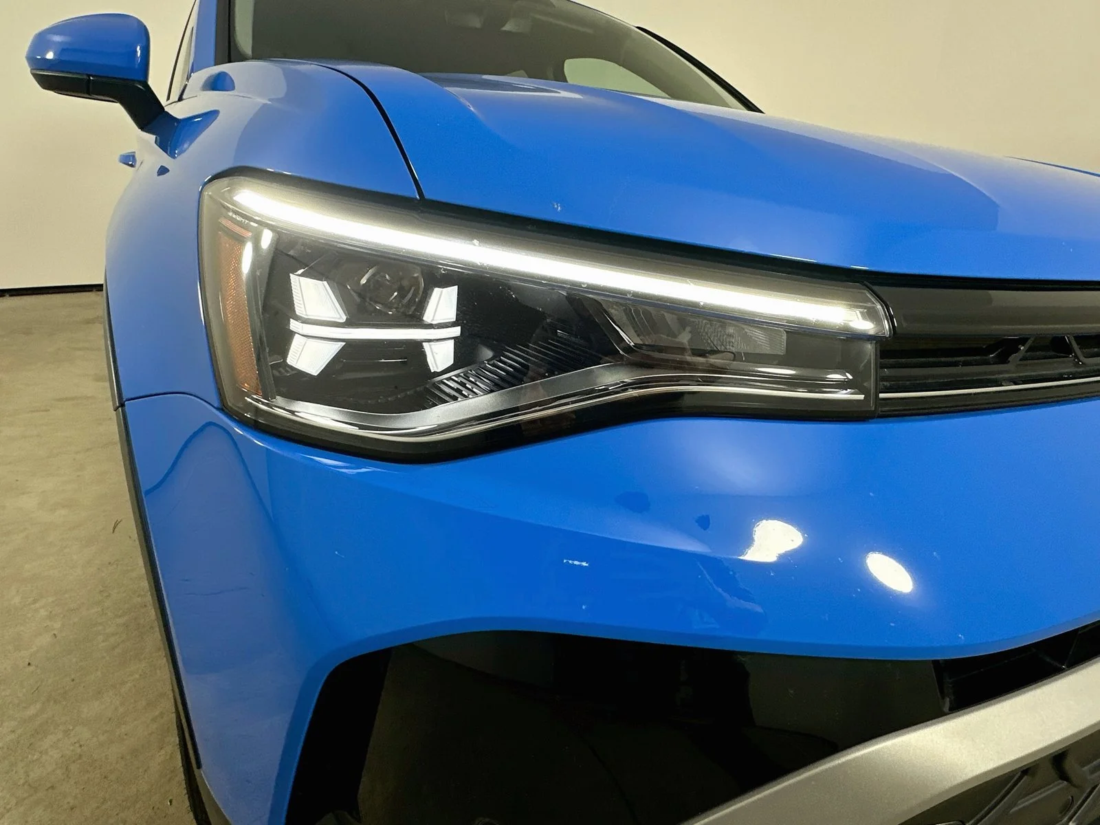 Used 2025 Blue Volkswagen  image 9