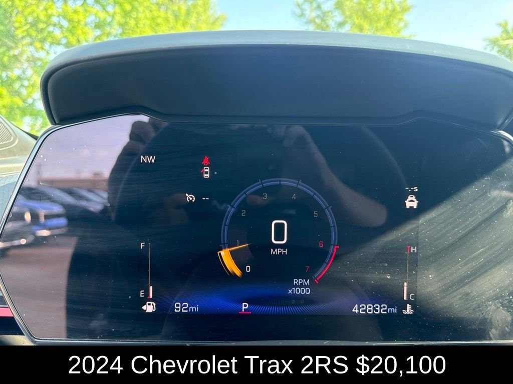 Used 2024 Crimson Chevrolet 2RS image 20