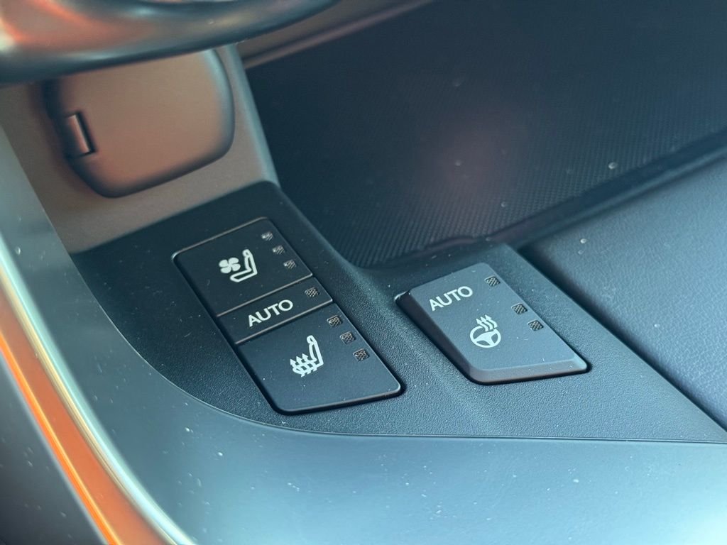 2025 Lexus LX 700h Luxury - Photo 32