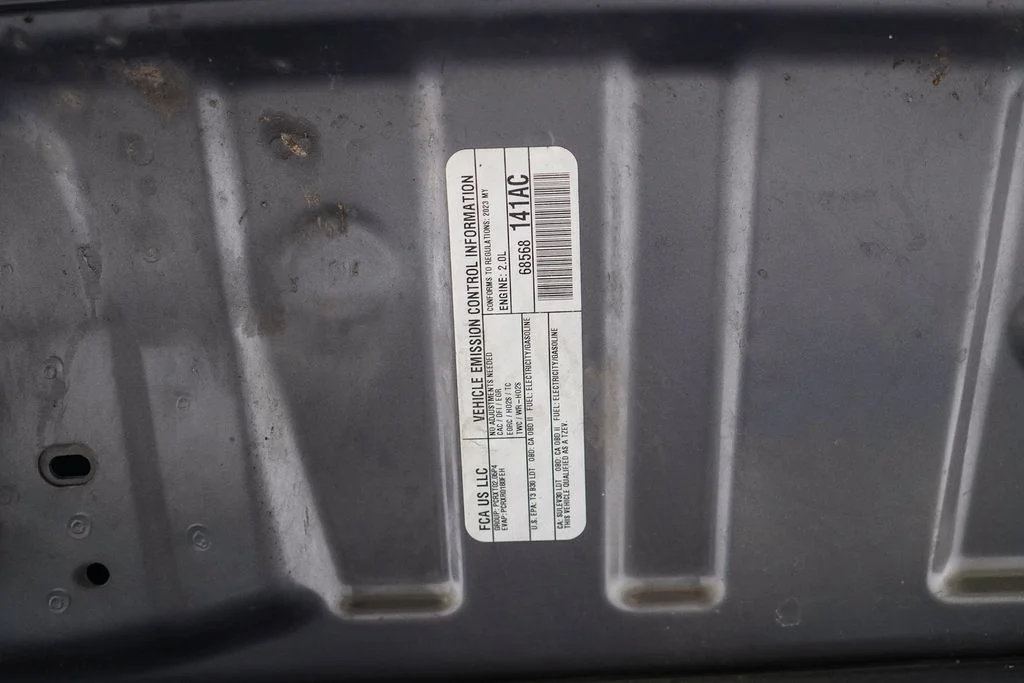 Used 2023 Gray Jeep Overland 4xe image 28