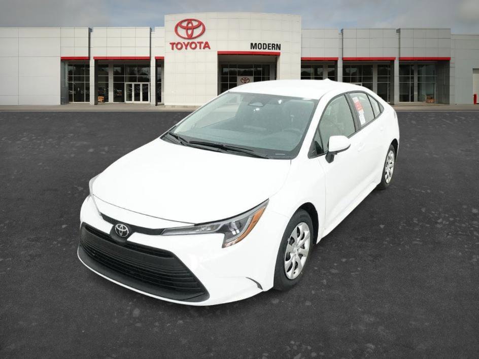 New 2026 Ice Cap Toyota LE image 10