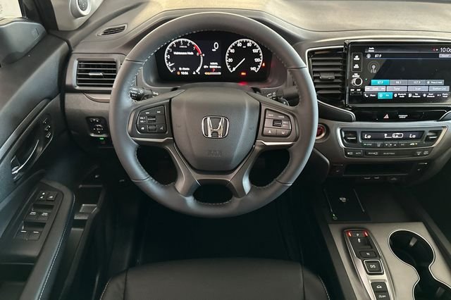 New 2026 Sonic Gray Pearl Honda RTL image 12