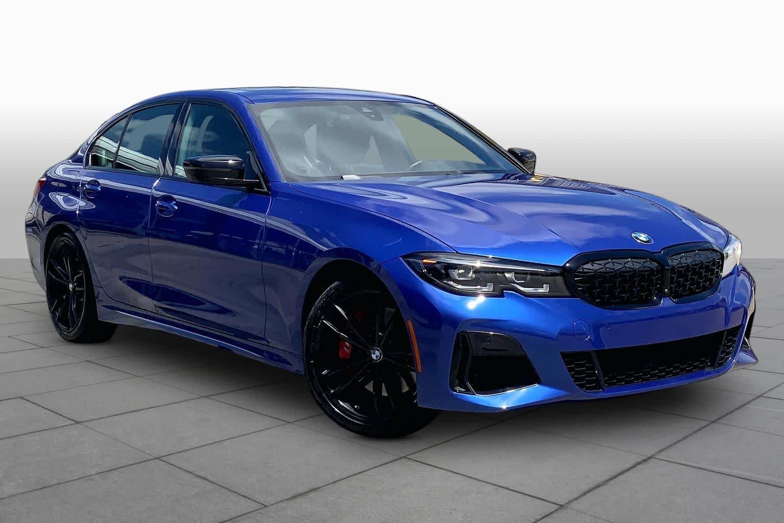 Used 2022 Portimao Blue Metallic BMW M340i image 3