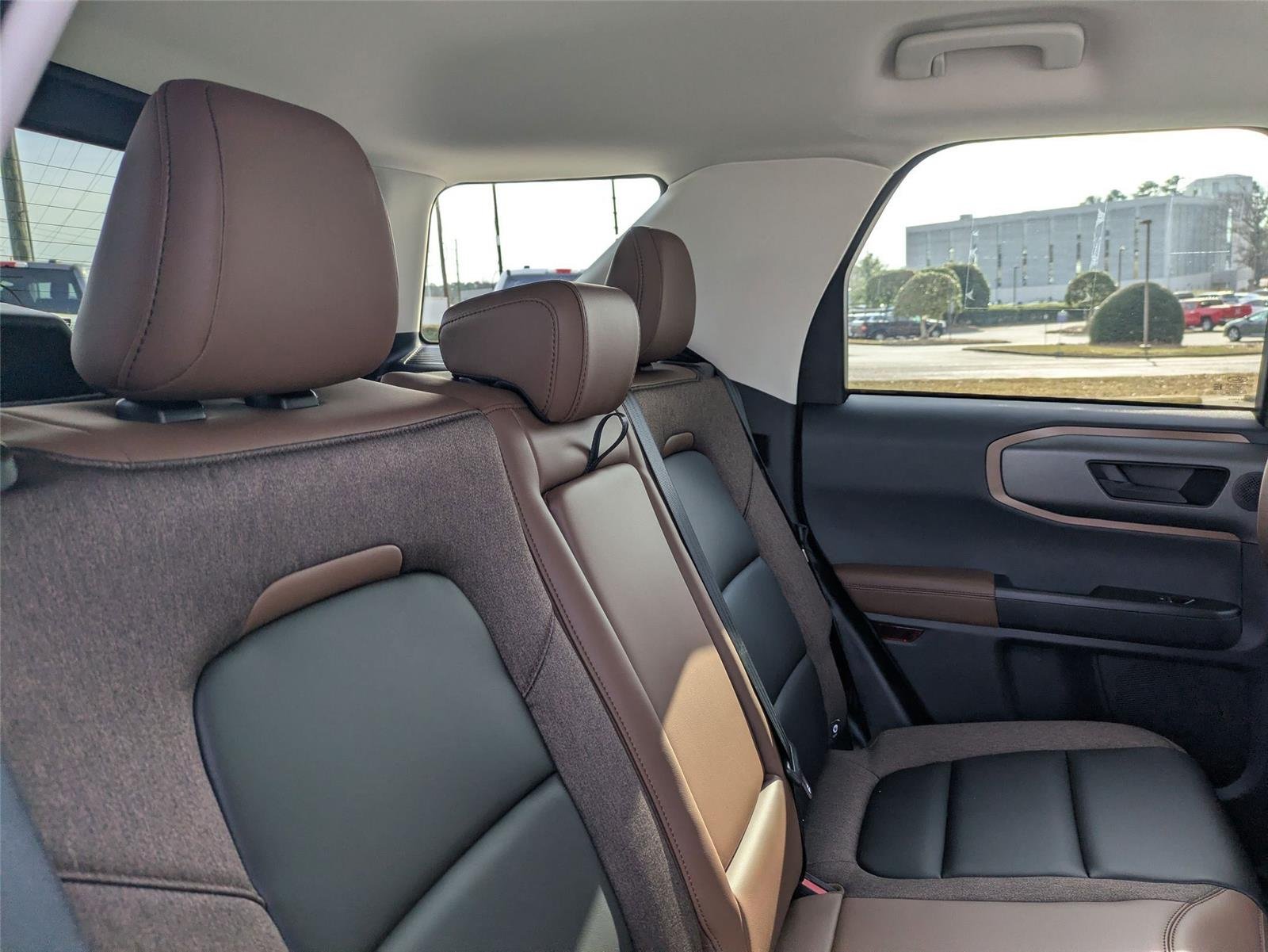 New 2025 Azure Gray Metallic Tri-Coat Ford Outer Banks® image 37