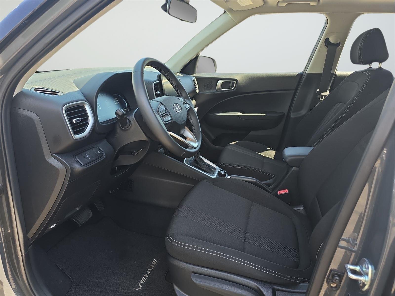 Used 2025 Ecotronic Gray Hyundai SEL image 10
