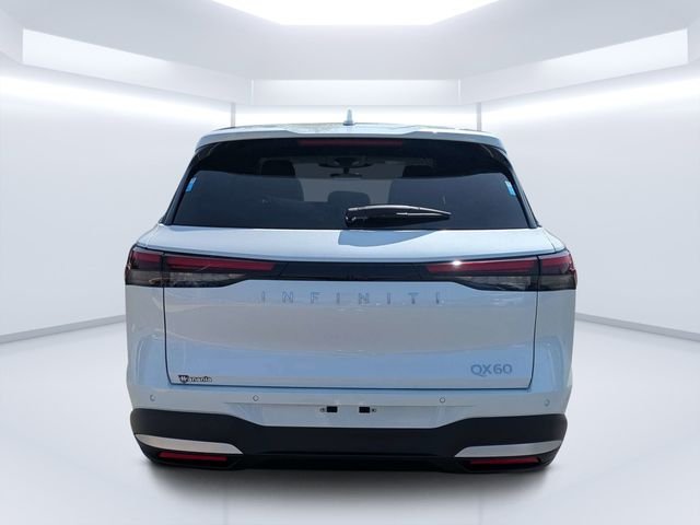 New 2027 RADIANT WHITE INFINITI Pure FWD image 4