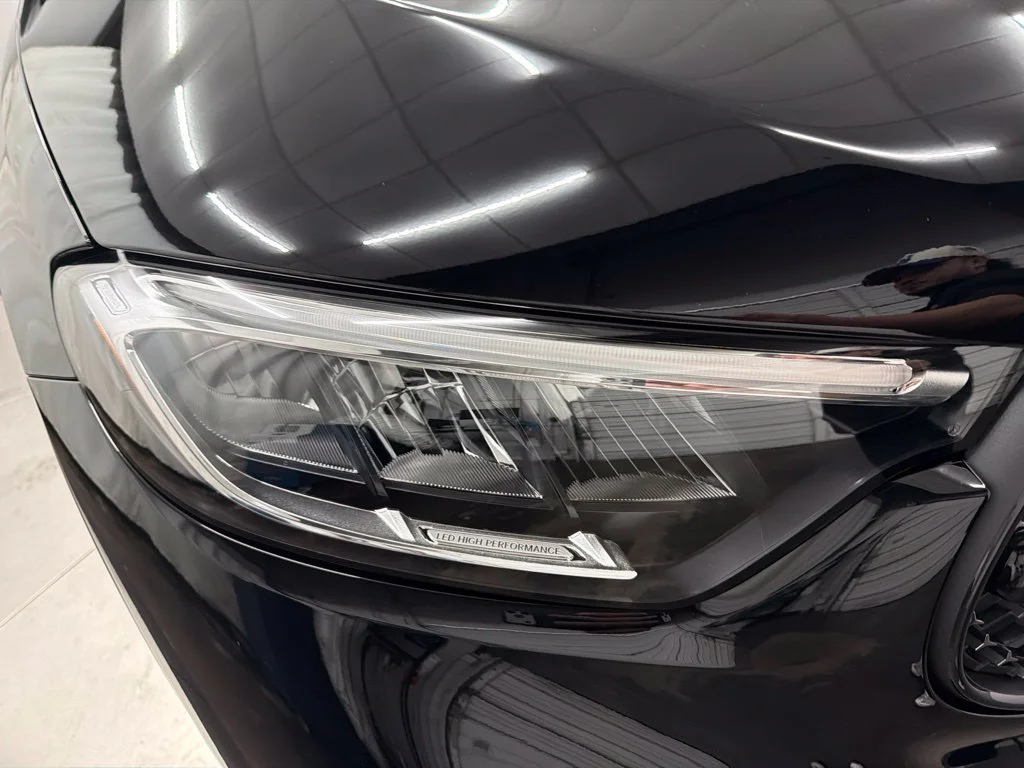 New 2027 Black Mercedes-Benz GLC 300 image 10