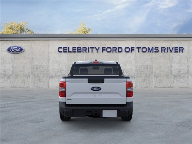 New 2026 Space White Metallic Ford XLT image 5