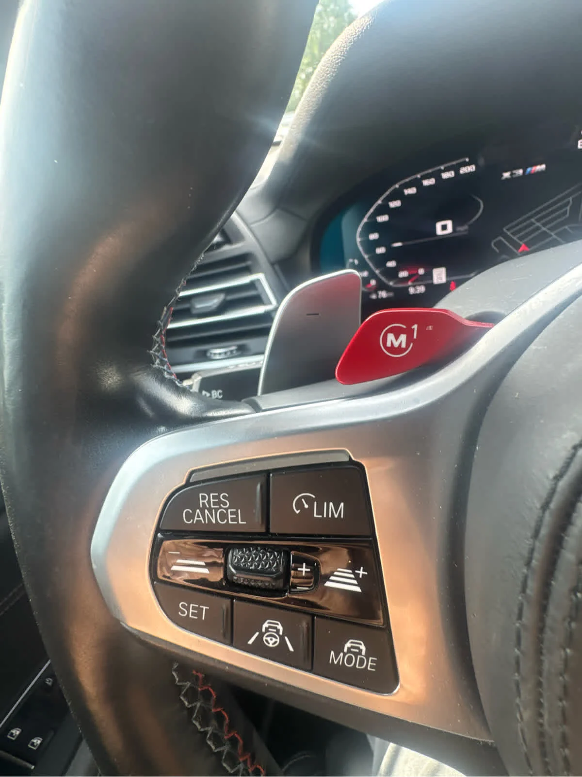 Used 2023 Orange BMW  image 23