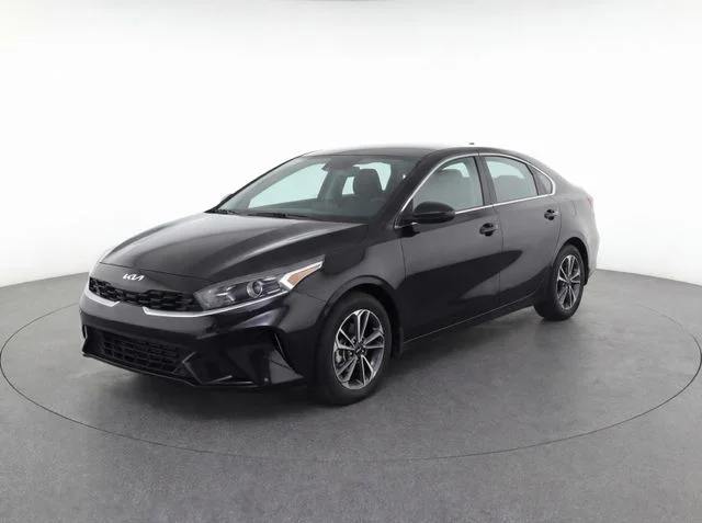 Used 2023 Black Kia LXS image 1