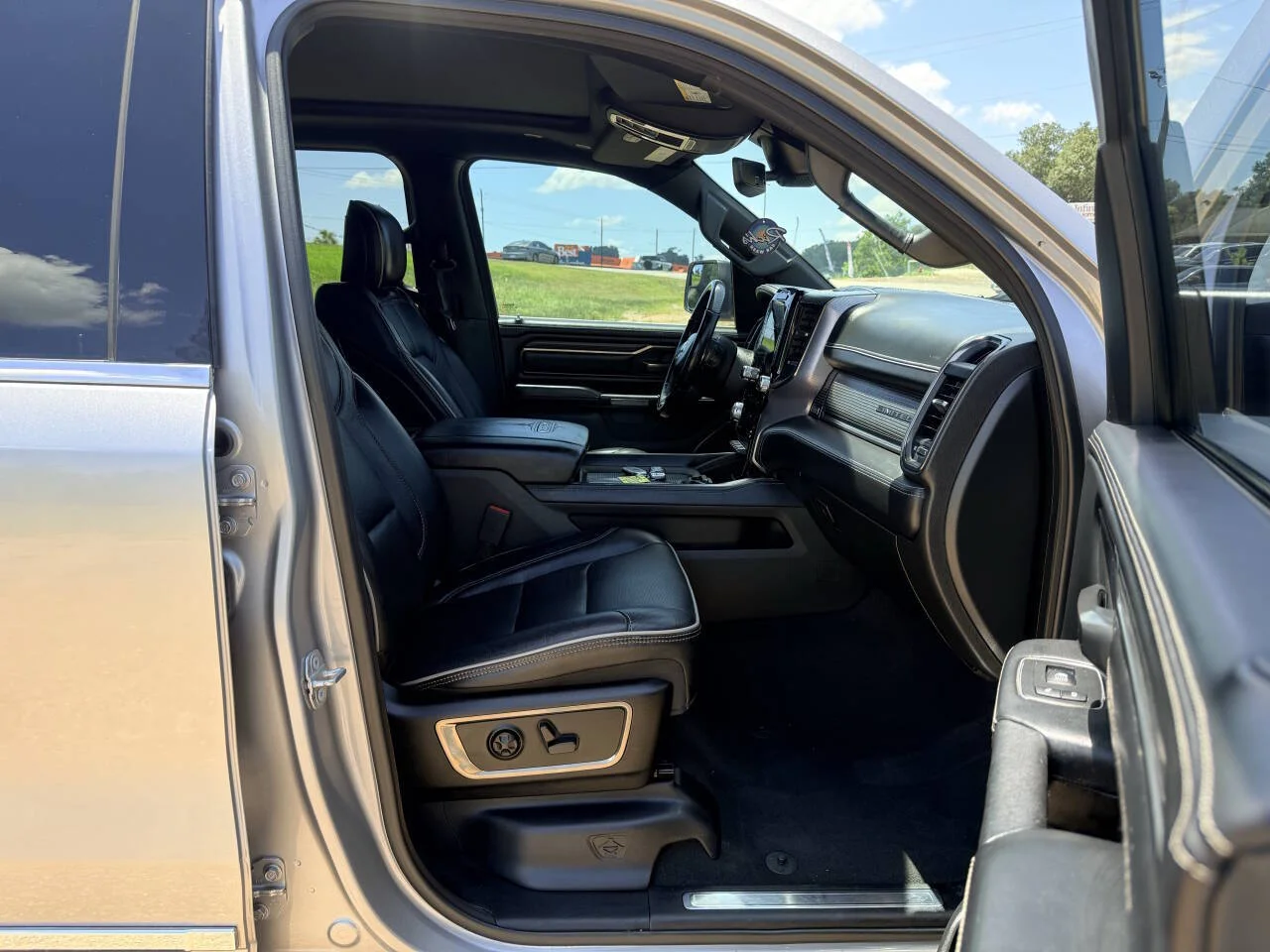 Used 2019 Silver RAM Limited 4x2 4dr Crew Cab 5.6 ft. SB Pickup image 17