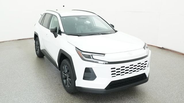 New 2026 Ice Cap Toyota XLE Premium image 8