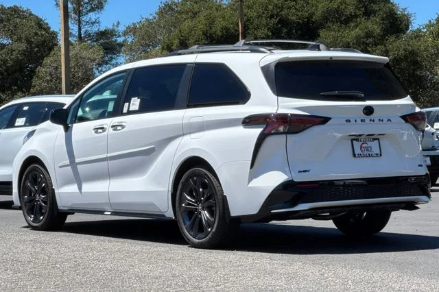 New 2026 Ice Cap Toyota  XSE image 6