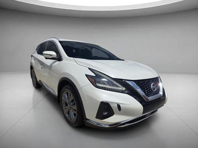 Used 2019 Pearl White Tricoat Nissan Platinum image 7