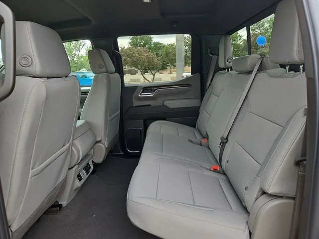 2026 GMC Sierra 1500 SLE - Photo 11