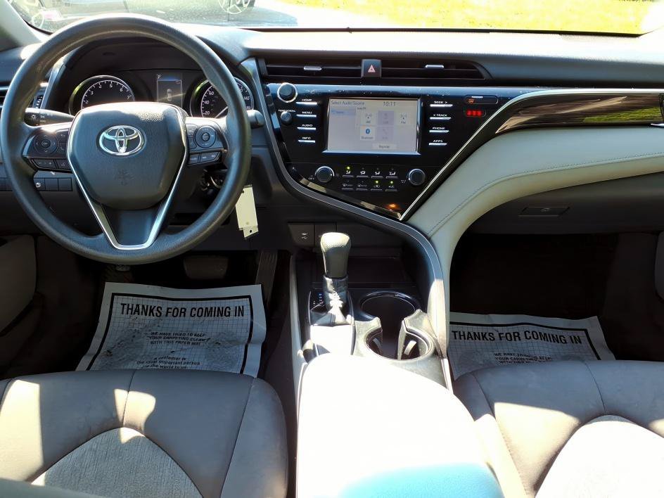Used 2018 Celestial Silver Metallic Toyota L image 16