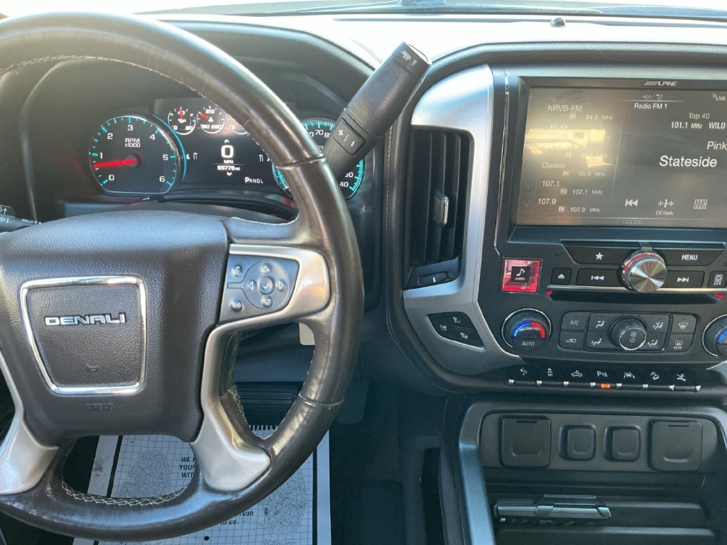 Used 2017 White GMC Denali image 24