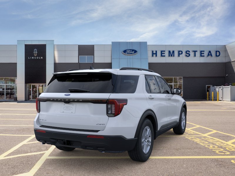 New 2026 Space White Metallic Ford Active image 8