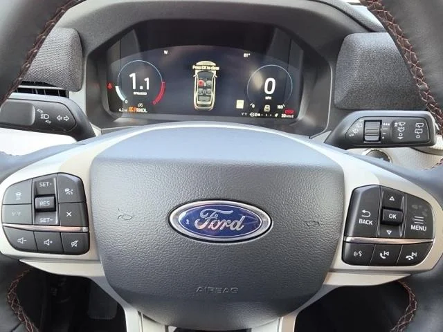 New 2026 Space White Metallic Ford Active image 15