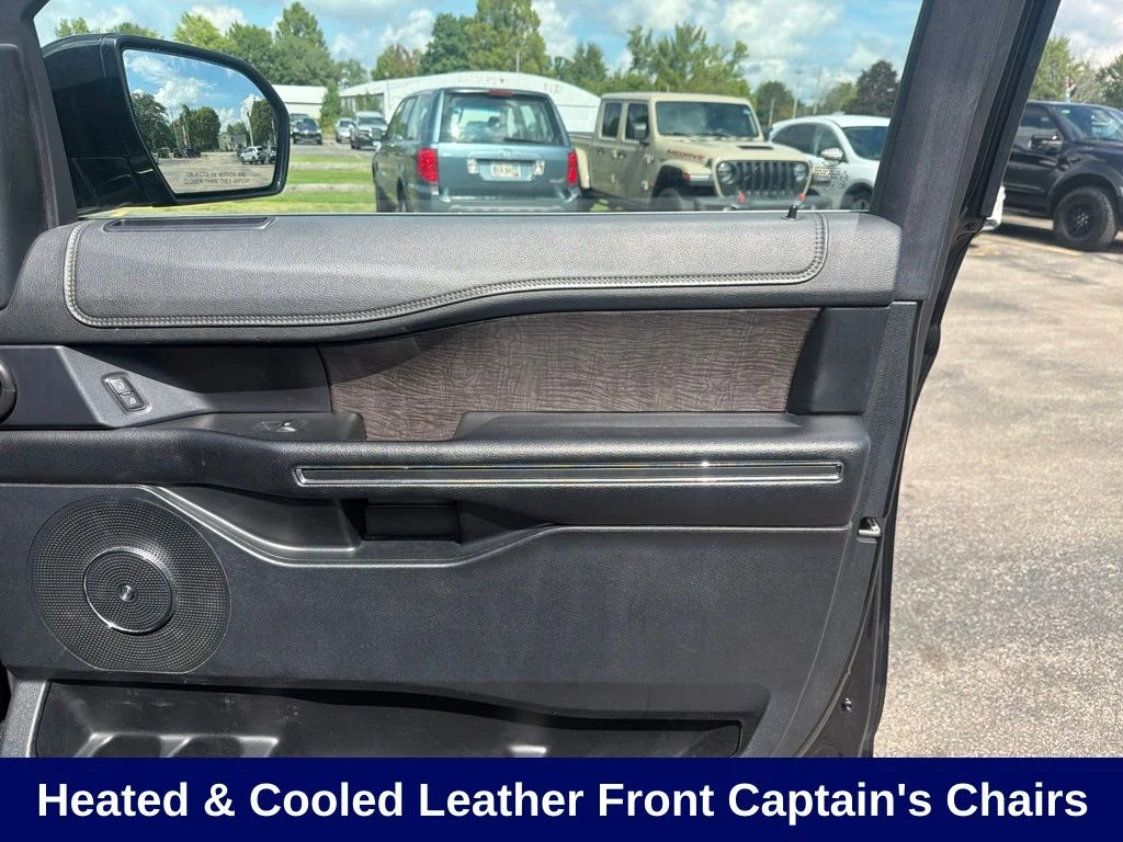 Used 2020 Black Ford Limited image 27