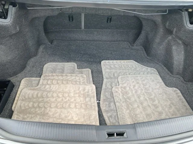 Used 2008 Gray Toyota  image 17