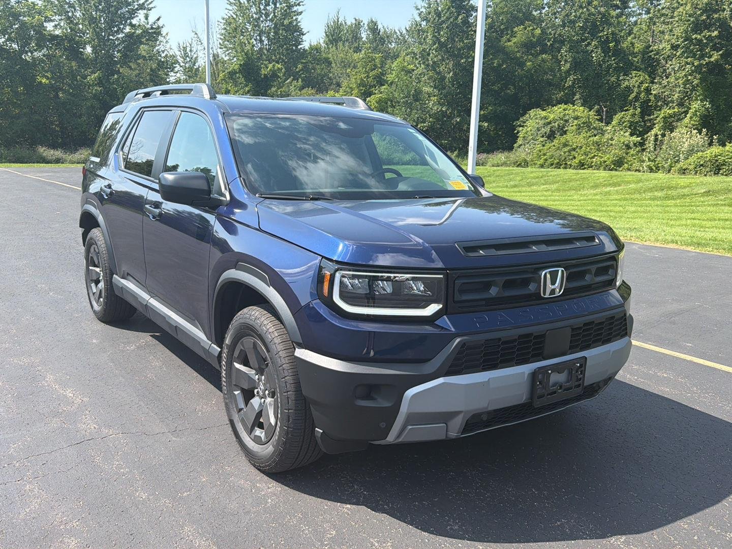 Used 2026 Obsidian Blue Pearl Honda RTL image 3