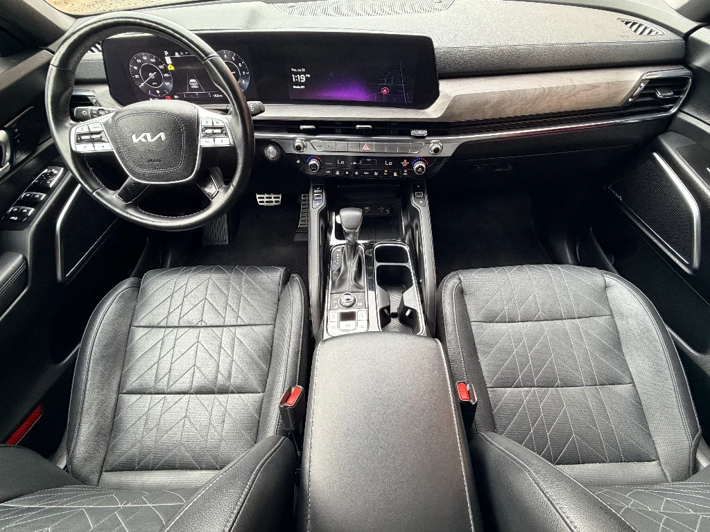 Used 2023 Wolf Gray Kia SX X-Line image 21